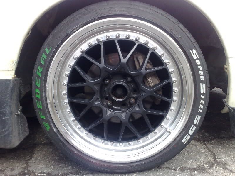 http://i110.photobucket.com/albums/n107/rmallari/April%20Federals%20nd%20Rims/02042009844.jpg