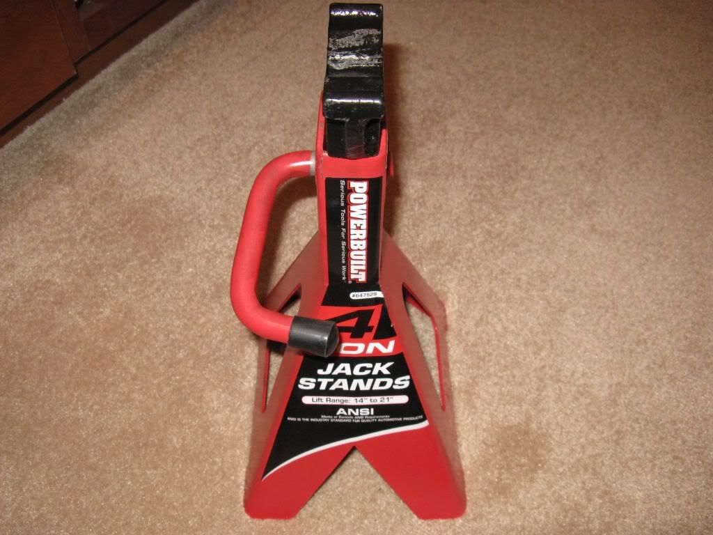 A Powerbuilt jack stand failed while I was under the car. The Hull