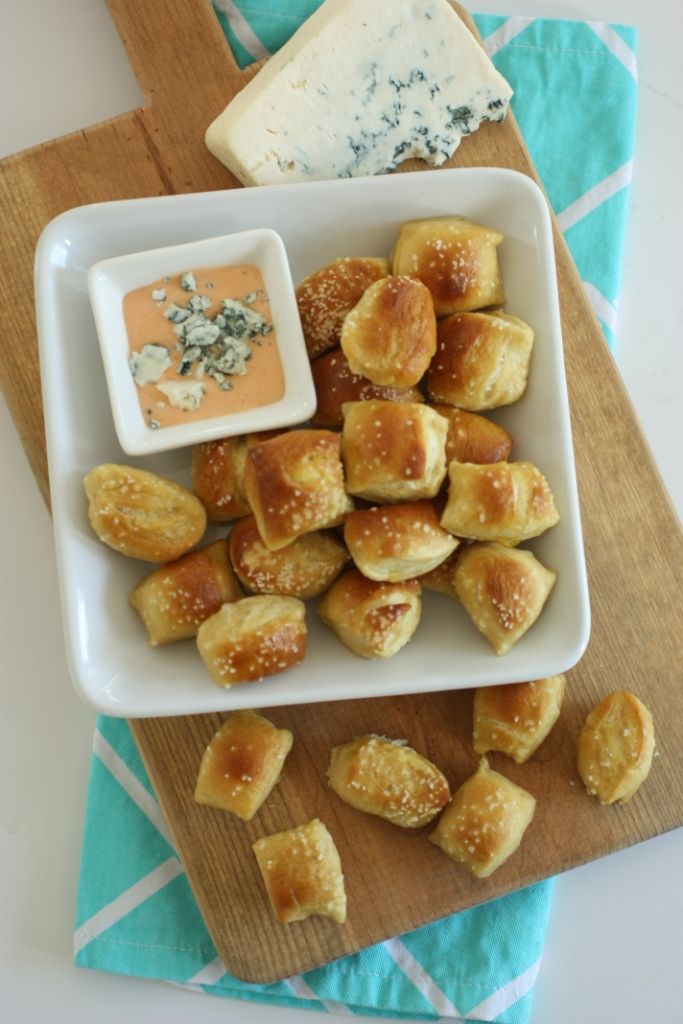 pretzel bites with buffalo blue cheese dipping sauce