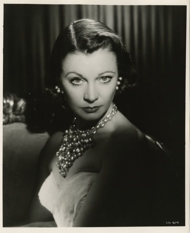 http://i110.photobucket.com/albums/n83/extranuance/Vivien%20Leigh/vivianleigh5.jpg