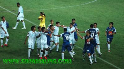 Persib vs Persela 2009/2010