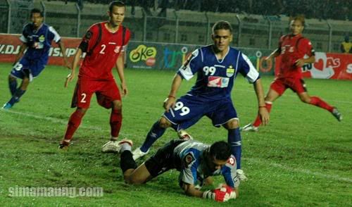 Persib Pelita Jaya 2009/2010