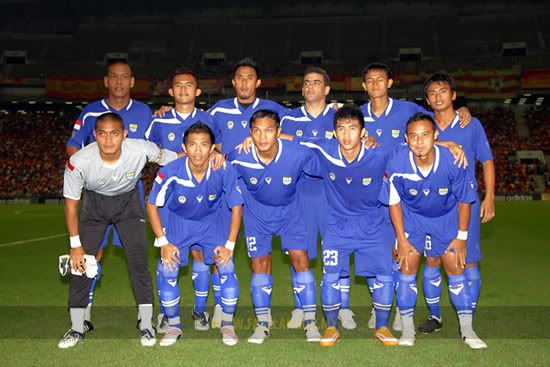 Persib Bandung melawan Selangor