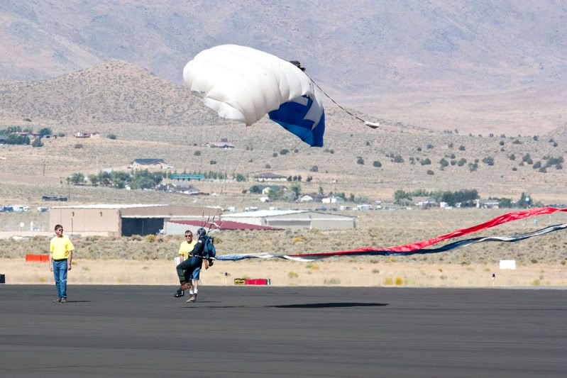 IMAGE: http://i110.photobucket.com/albums/n88/kdrozd52/2010%20Air%20Races/AirRace8033sml.jpg