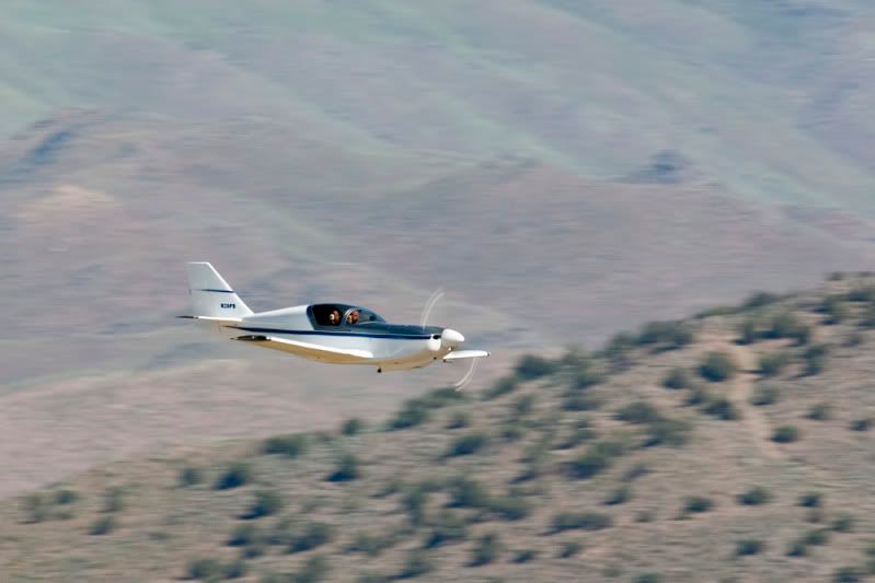 IMAGE: http://i110.photobucket.com/albums/n88/kdrozd52/Air/Air5627sml.jpg