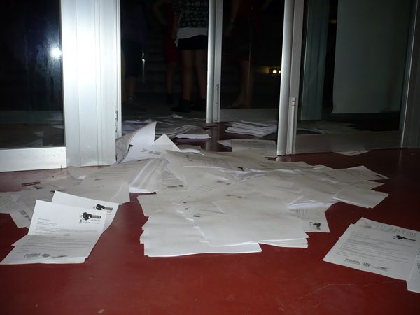 free stimate, can xalant, spain, crisis, artist in residence programme, air, evict photo papelesnocheflash72_zps8d55f042.jpg